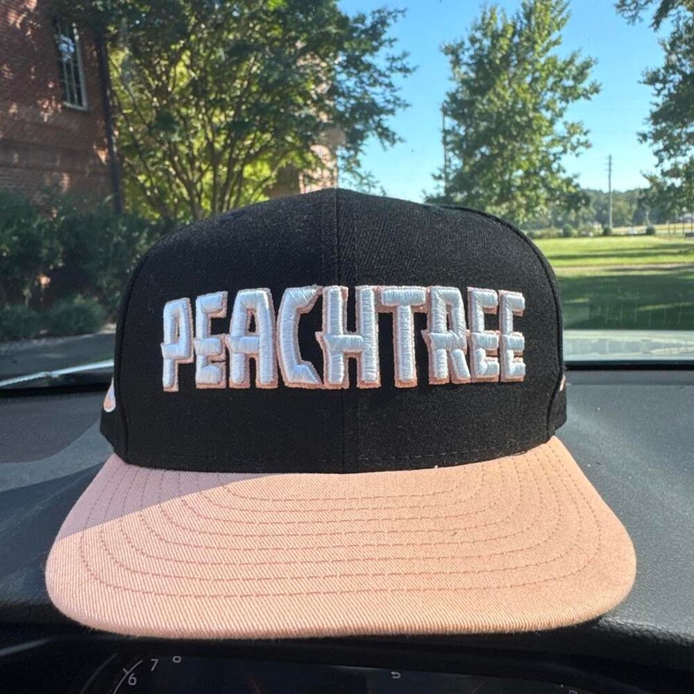 Atlanta Hawks New Era 9FIFTY Peachtree Snapback Black Peach NBA Hat